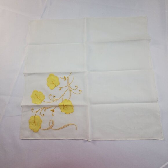 VTG Madeira Applique Floral Handkerchief 14"x14" Yellow & White Cotton Hankie - Picture 2 of 11